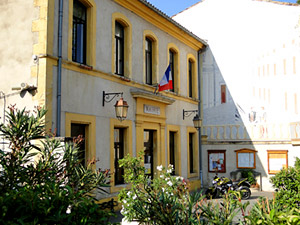 town hall of eyguières