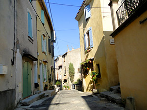 steet of eyguières